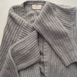 knitted cardigan🤍🐩